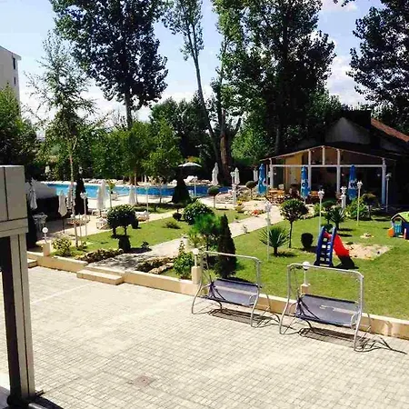 Hotel apartamentowy Prima 1 2*