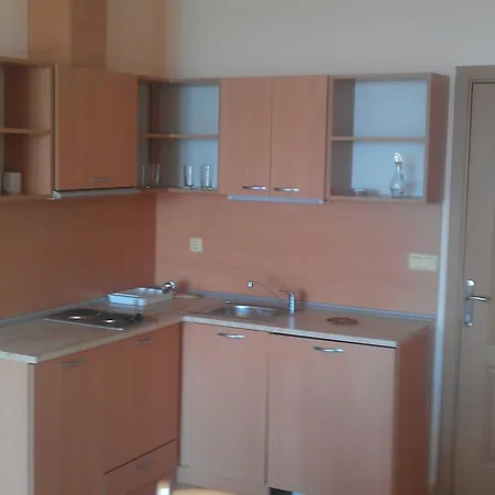 Prima 1 Hotel apartamentowy 2*